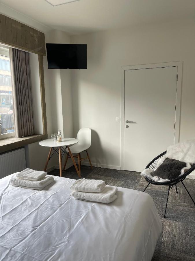 Mooie Kamer In Centrum Brugge Met Badkamer Екстериор снимка