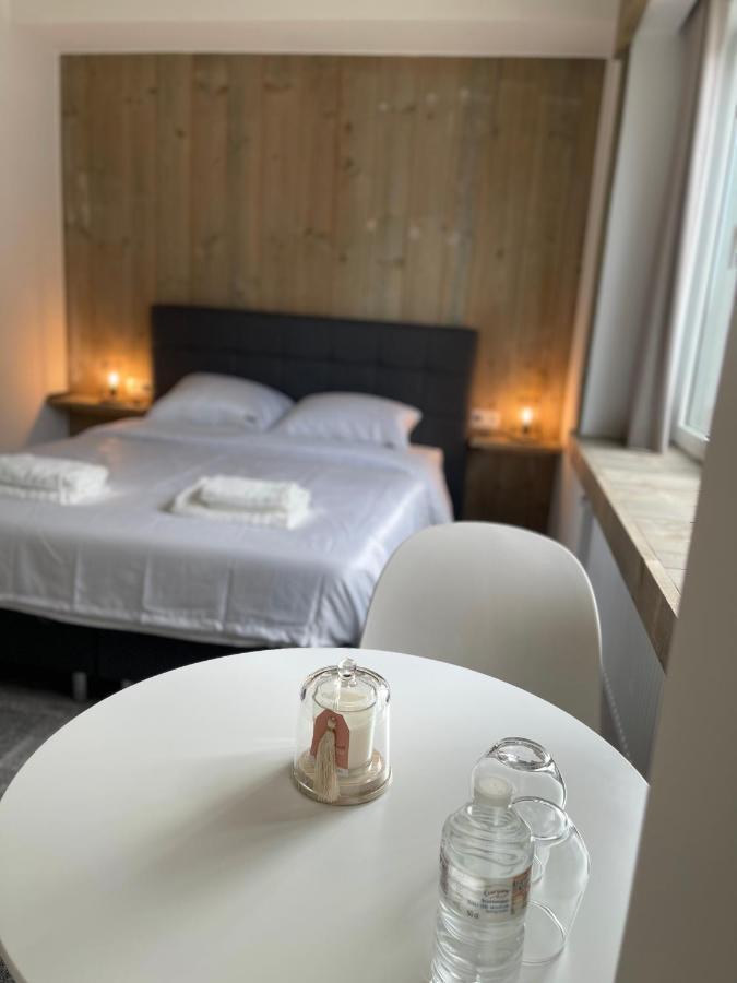 Mooie Kamer In Centrum Brugge Met Badkamer Екстериор снимка